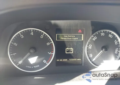 2015 Land Rover Lr4 z USA, uszkodzony, nr VIN SALAG2V64FA747170